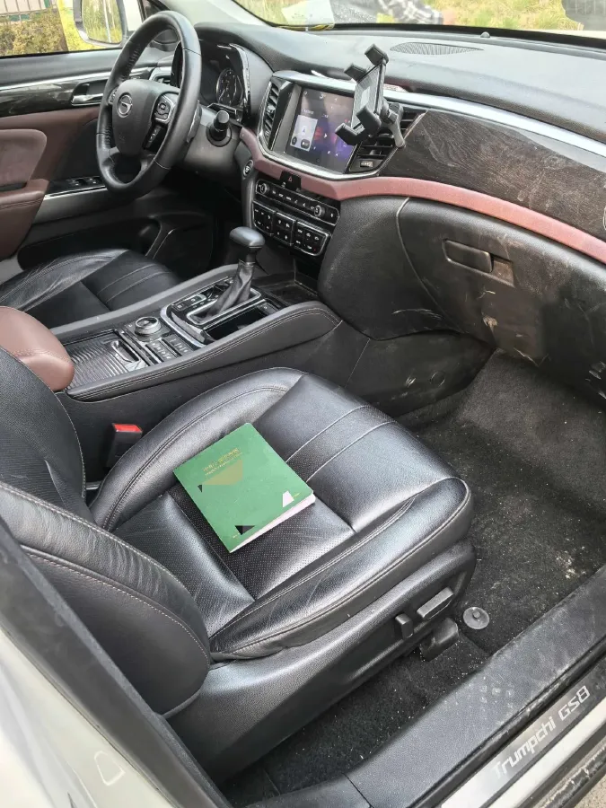 2017 GAC Trumpchi GS8 2.0T 201HP L4 6AT,autocango,china used car exporter,china ev exporter,chinese used car exporter,chinese used ev exporter