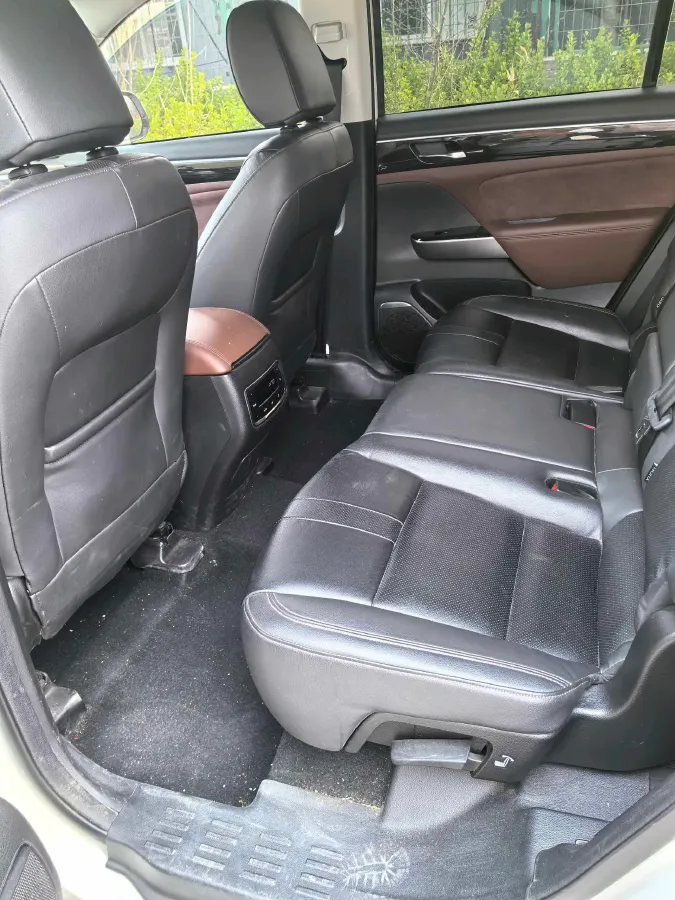 2017 GAC Trumpchi GS8 2.0T 201HP L4 6AT,autocango,china used car exporter,china ev exporter,chinese used car exporter,chinese used ev exporter