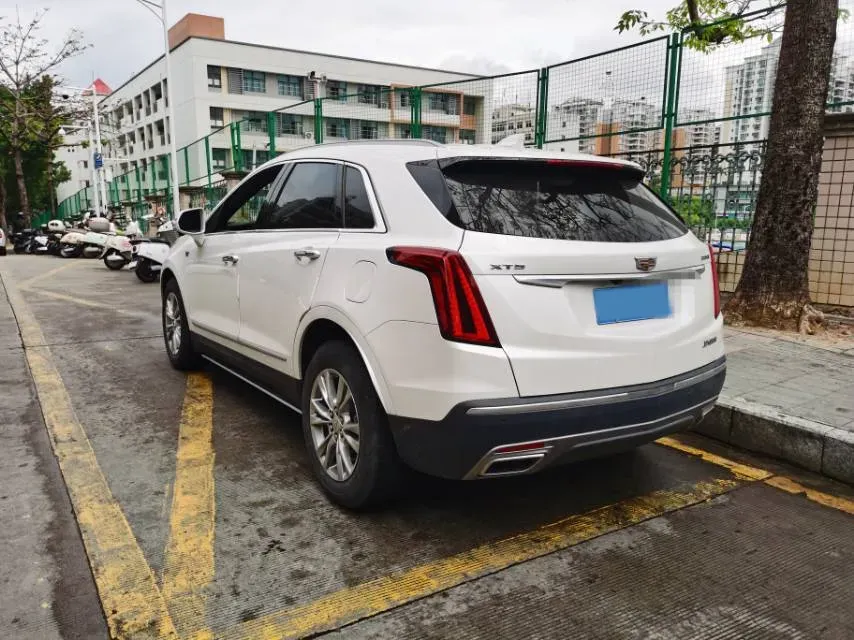 2022 Cadillac XT5 2.0T 237HP L4 9AT,autocango,china used car exporter,china ev exporter,chinese used car exporter,chinese used ev exporter