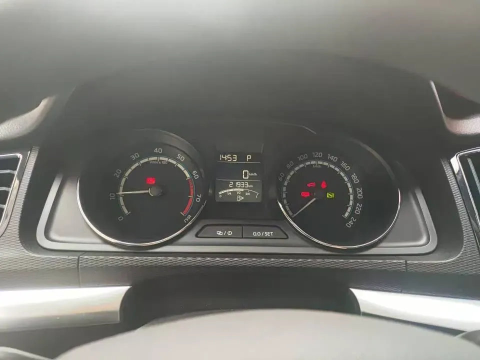 2022 Skoda Kamiq 1.5L 112HP L4 6AT,autocango,china used car exporter,china ev exporter,chinese used car exporter,chinese used ev exporter