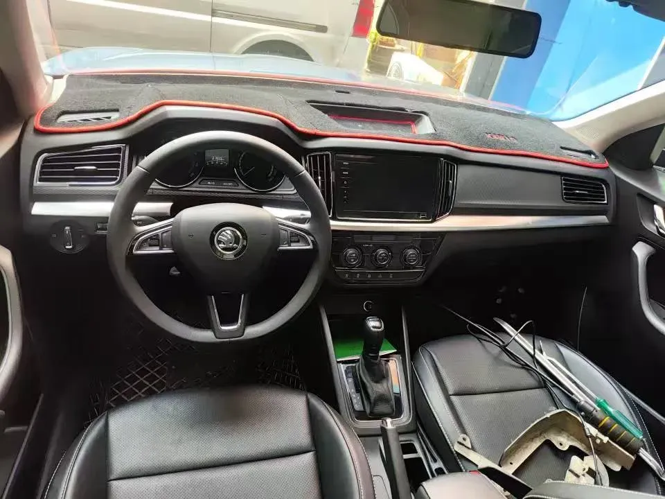 2022 Skoda Kamiq 1.5L 112HP L4 6AT,autocango,china used car exporter,china ev exporter,chinese used car exporter,chinese used ev exporter