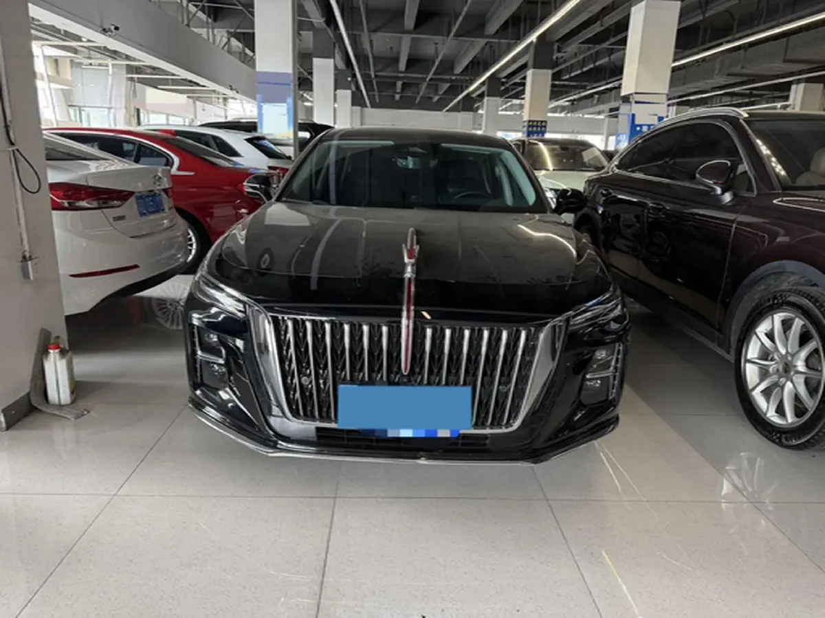 2025 HongQi H5 1.5T 169HP L4 1DHT Hybrid,autocango,china used car exporter,china ev exporter,chinese used car exporter,chinese used ev exporter