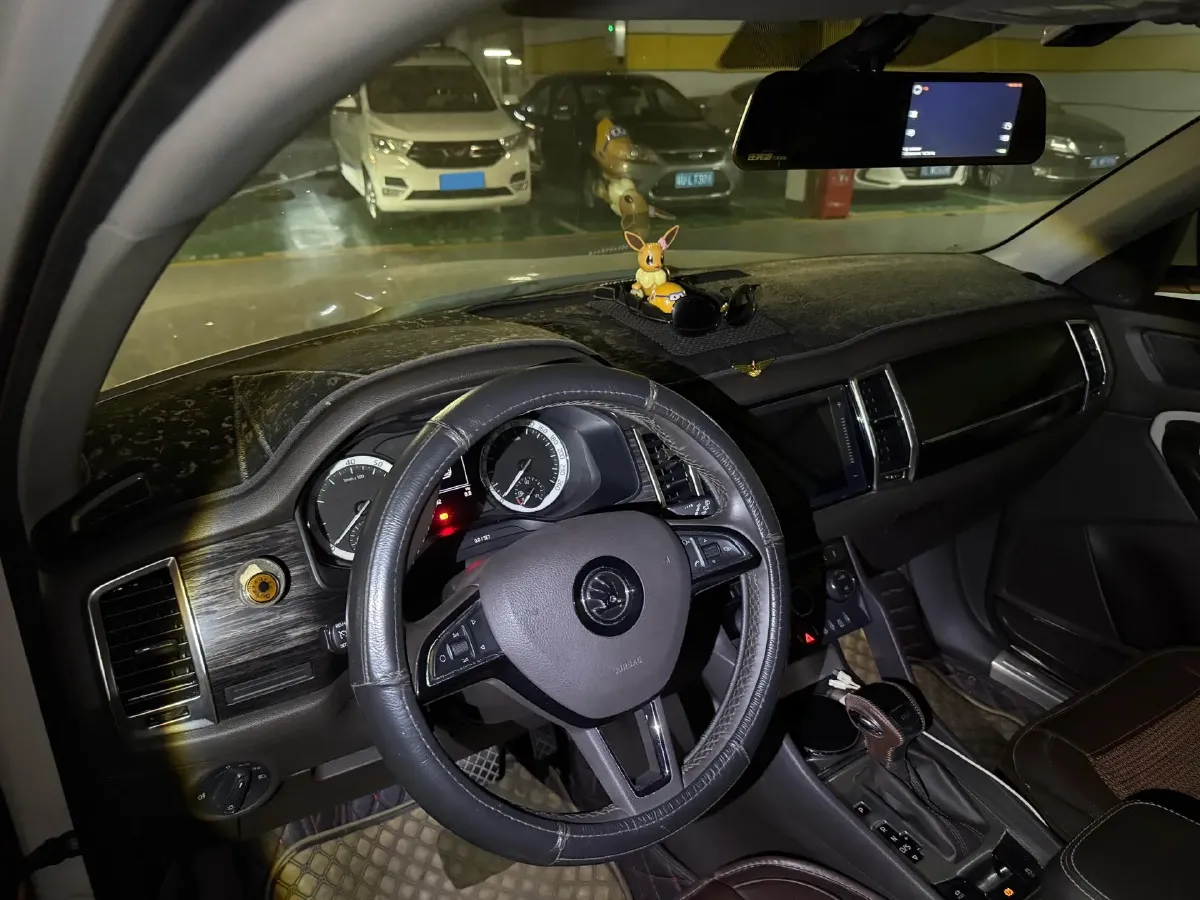 2018 Skoda Kodiak 2.0T 186HP L4 7DCT,autocango,china used car exporter,china ev exporter,chinese used car exporter,chinese used ev exporter