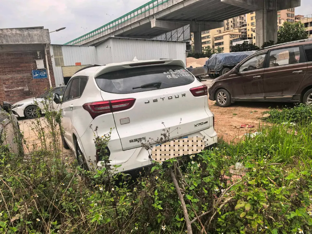 2020 Jetour X70 1.5T 156HP L4 6MT,autocango,china used car exporter,china ev exporter,chinese used car exporter,chinese used ev exporter