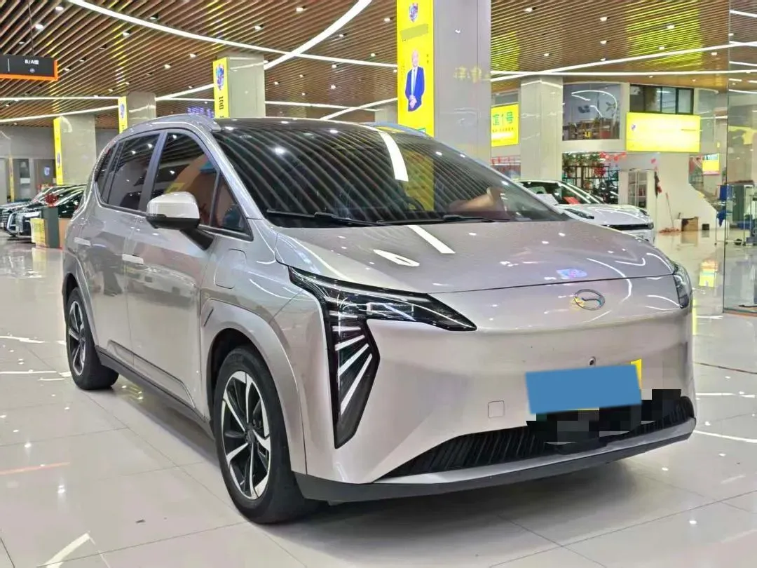 2023 MAXUS Interstellar 2.0T 261HP L4 8AT,autocango,china used car exporter,china ev exporter,chinese used car exporter,chinese used ev exporter