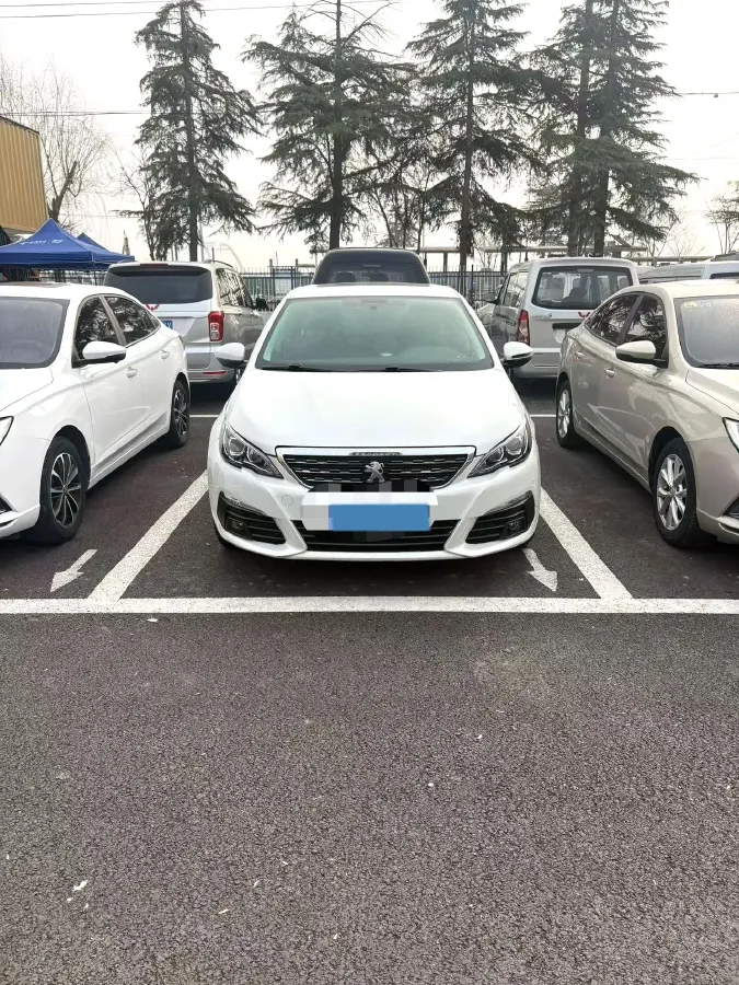 2016 Peugeot 308 1.6L 117HP L4 6AT,autocango,china used car exporter,china ev exporter,chinese used car exporter,chinese used ev exporter