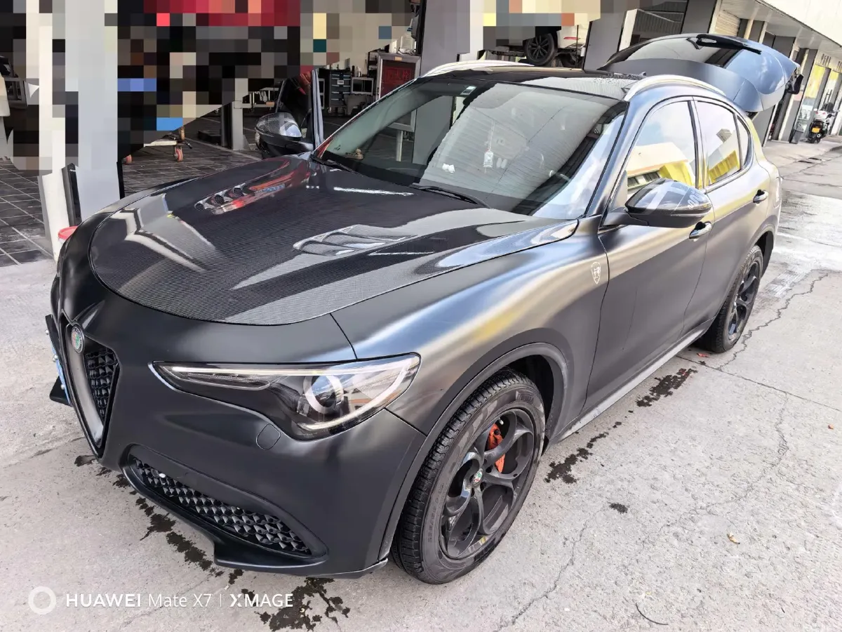 2017 Alfa Romeo Stelvio 2.0T 280HP L4 8AT,autocango,china used car exporter,china ev exporter,chinese used car exporter,chinese used ev exporter