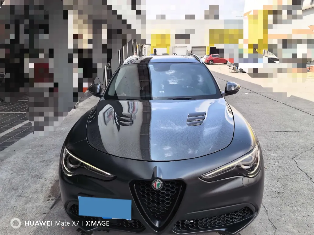 2017 Alfa Romeo Stelvio 2.0T 280HP L4 8AT,autocango,china used car exporter,china ev exporter,chinese used car exporter,chinese used ev exporter