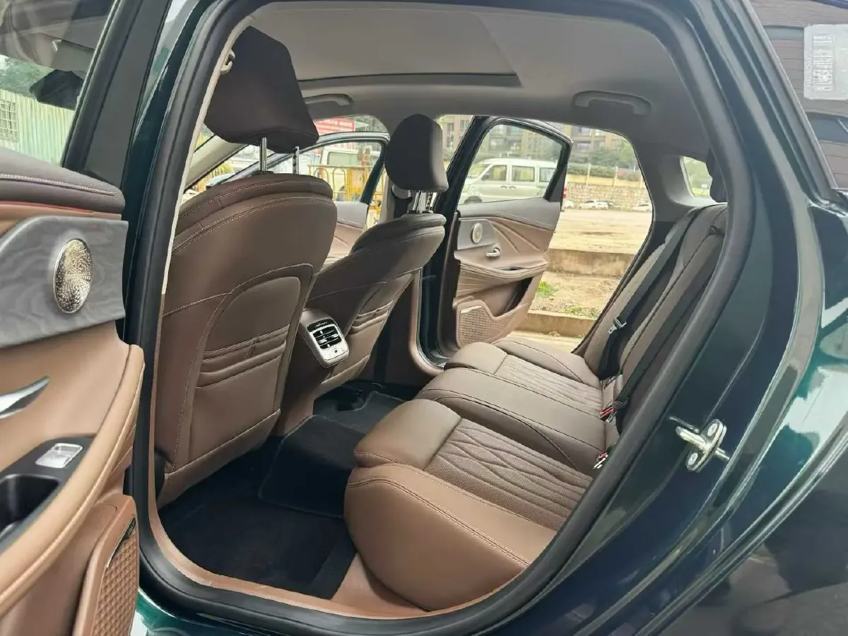 2023 Chery Arrizo 8 2.0T 254HP L4 7DCT,autocango,china used car exporter,china ev exporter,chinese used car exporter,chinese used ev exporter