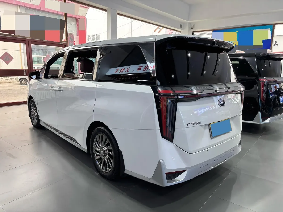 2023 GAC Trumpchi M8 2.0T 190HP L4 E-CVT Hybrid,autocango,china used car exporter,china ev exporter,chinese used car exporter,chinese used ev exporter