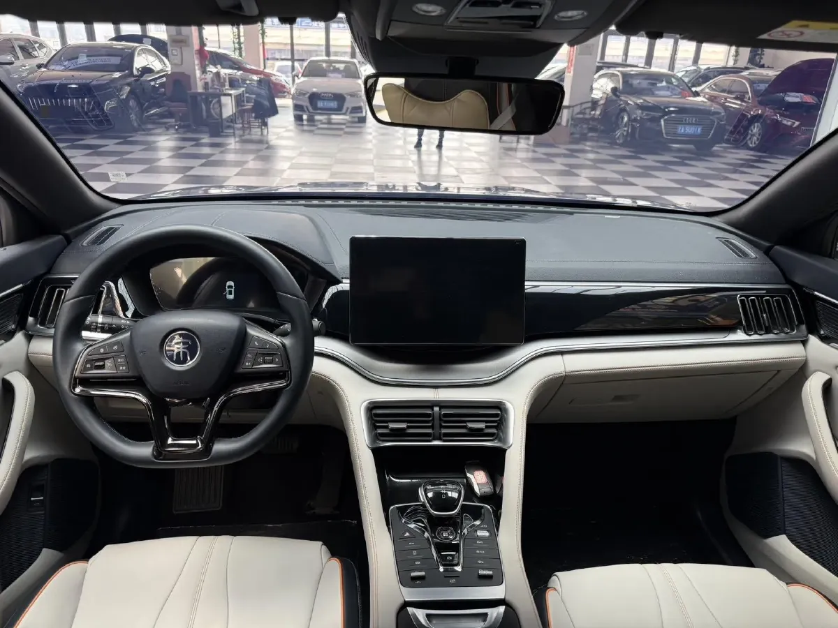 2021 Geely JiaJi 1.5T 177HP L3 7DCT PHEV 11.3KWH,autocango,china used car exporter,china ev exporter,chinese used car exporter,chinese used ev exporter