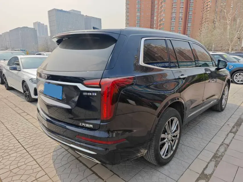 2022 Cadillac XT6 2.0T 237HP L4 9AT,autocango,china used car exporter,china ev exporter,chinese used car exporter,chinese used ev exporter