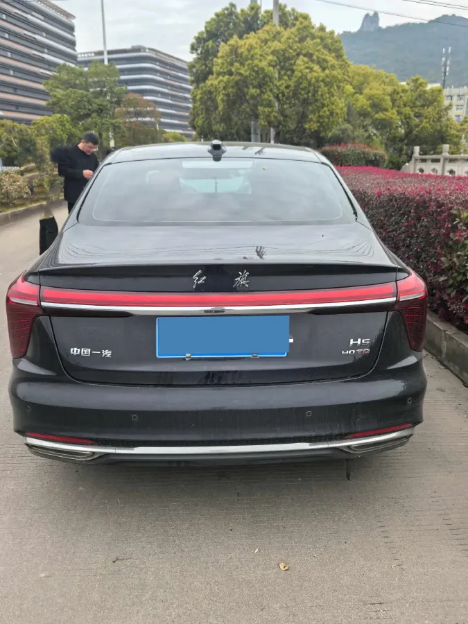 2023 HongQi H5 2.0T 224HP L4 8AT,autocango,china used car exporter,china ev exporter,chinese used car exporter,chinese used ev exporter