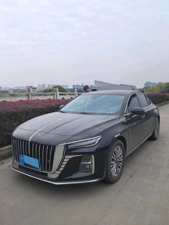 2023 HongQi H5 2.0T 224HP L4 8AT,autocango,china used car exporter,china ev exporter,chinese used car exporter,chinese used ev exporter