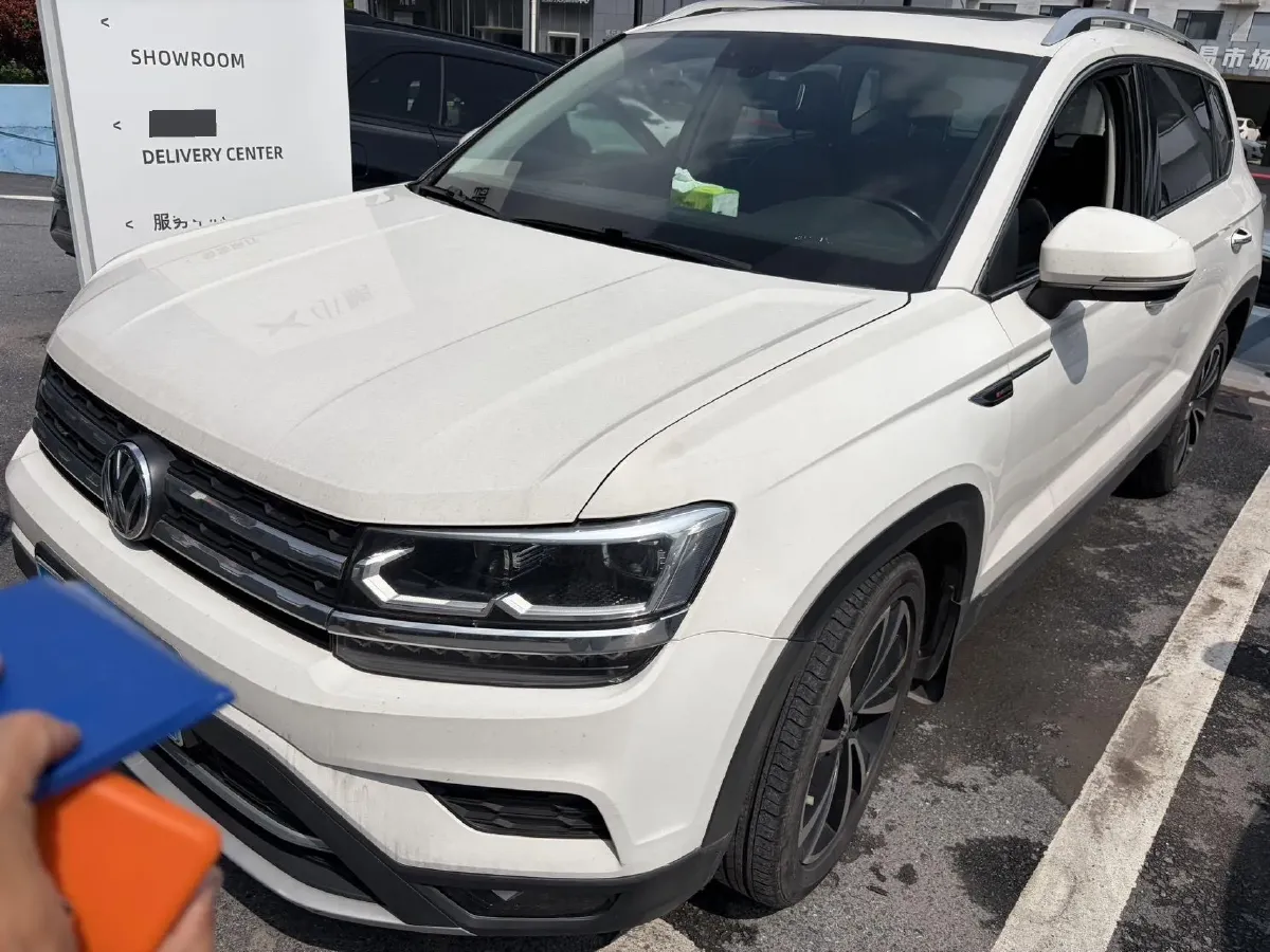 2020 Volkswagen Tharu 2.0T 186HP L4 7DCT,autocango,china used car exporter,china ev exporter,chinese used car exporter,chinese used ev exporter