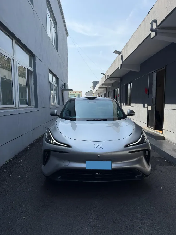 2023 IM LS6 BEV 71KWH,autocango,china used car exporter,china ev exporter,chinese used car exporter,chinese used ev exporter