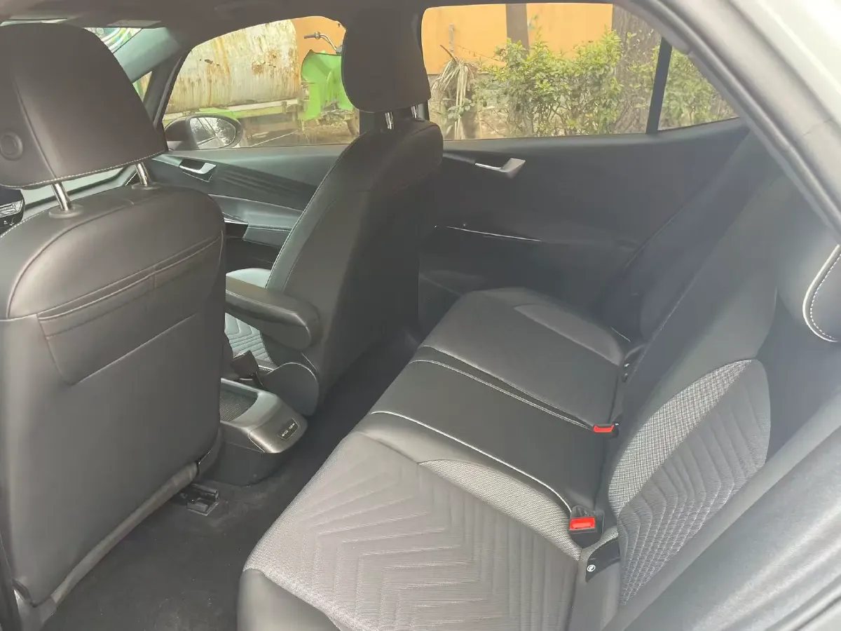 2023 MAXUS G50 1.5T 181HP L4 7DCT,autocango,china used car exporter,china ev exporter,chinese used car exporter,chinese used ev exporter