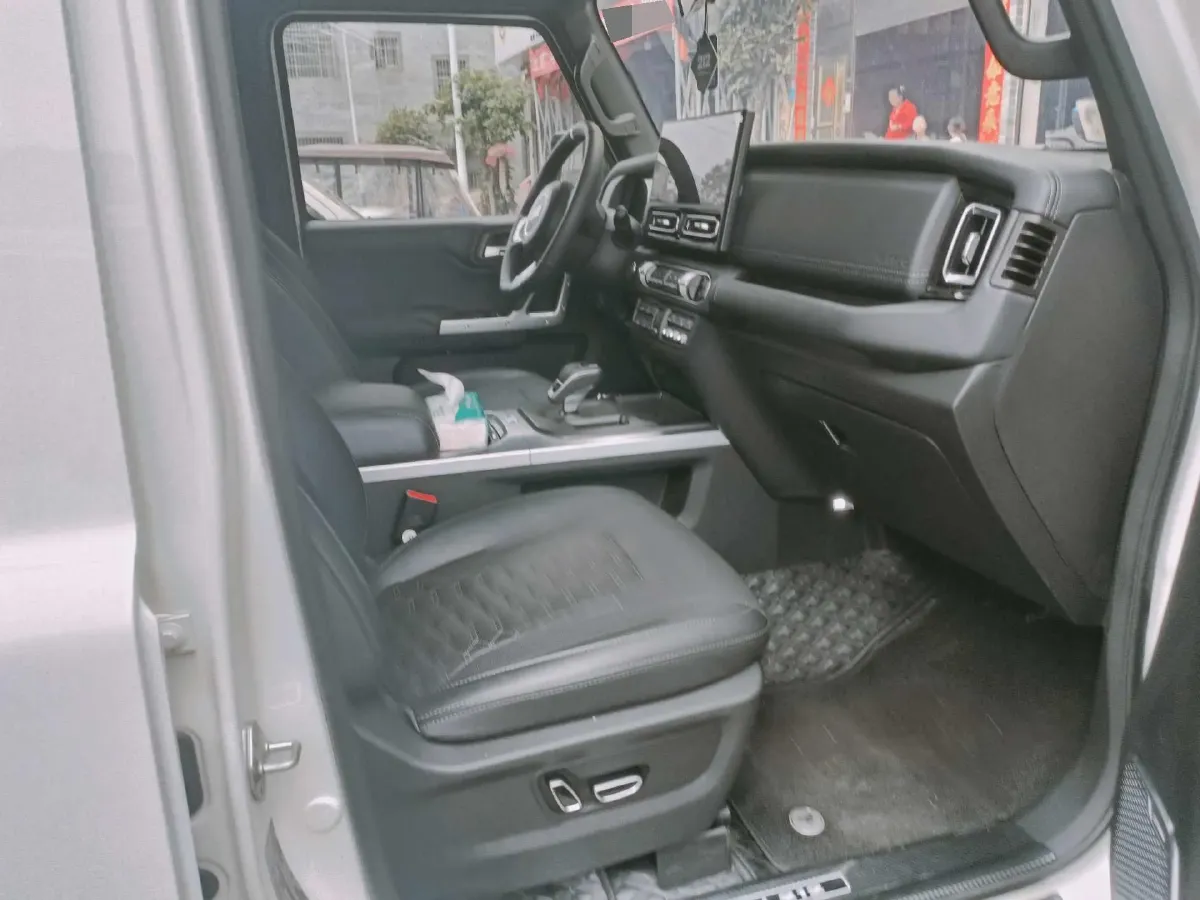 2024 212 212 T01 2.0T 252HP L4 8AT,autocango,china used car exporter,china ev exporter,chinese used car exporter,chinese used ev exporter