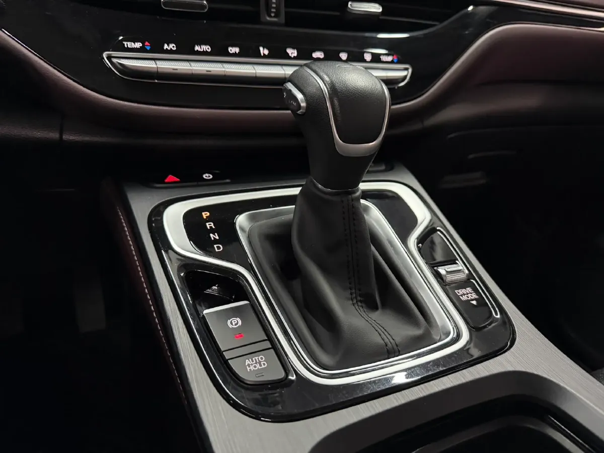 2021 GAC Trumpchi M6 1.5T 169HP L4 7DCT,autocango,china used car exporter,china ev exporter,chinese used car exporter,chinese used ev exporter