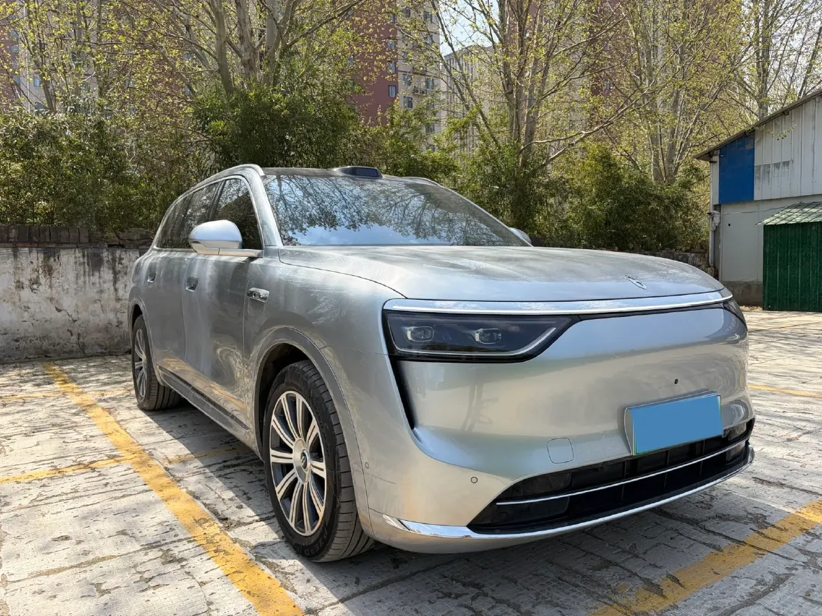 2025 AITO AITO M8 REEV 160HP REEV 53.4KWH,autocango,china used car exporter,china ev exporter,chinese used car exporter,chinese used ev exporter