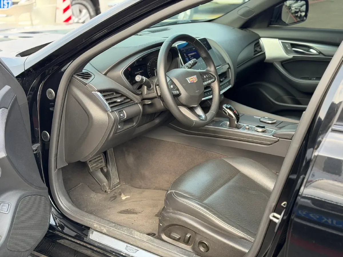 2021 Cadillac CT5 2.0T 237HP L4 10AT,autocango,china used car exporter,china ev exporter,chinese used car exporter,chinese used ev exporter