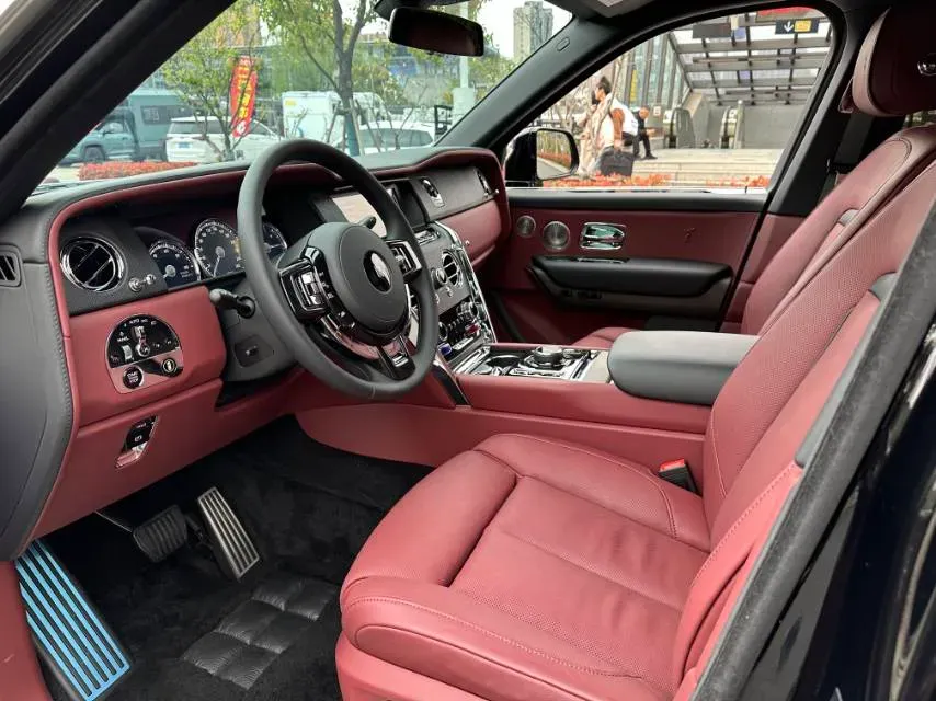 2024 Rolls-Royce Cullinan 6.7T 571HP V12 8AT,autocango,china used car exporter,china ev exporter,chinese used car exporter,chinese used ev exporter