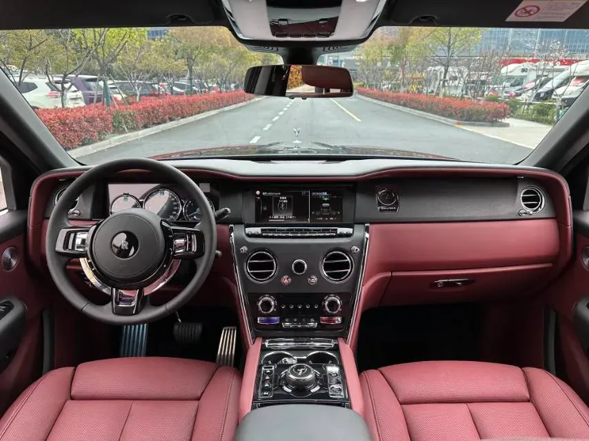 2024 Rolls-Royce Cullinan 6.7T 571HP V12 8AT,autocango,china used car exporter,china ev exporter,chinese used car exporter,chinese used ev exporter