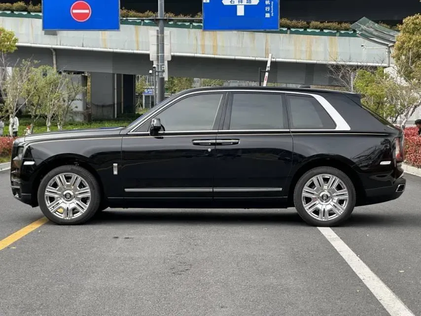 2024 Rolls-Royce Cullinan 6.7T 571HP V12 8AT,autocango,china used car exporter,china ev exporter,chinese used car exporter,chinese used ev exporter
