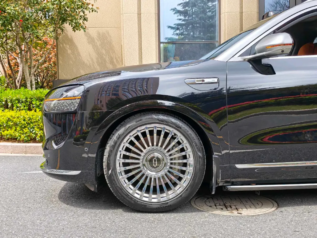 2024 AITO AITO M9 1.5T 152HP L4 REEV 52KWH,autocango,china used car exporter,china ev exporter,chinese used car exporter,chinese used ev exporter