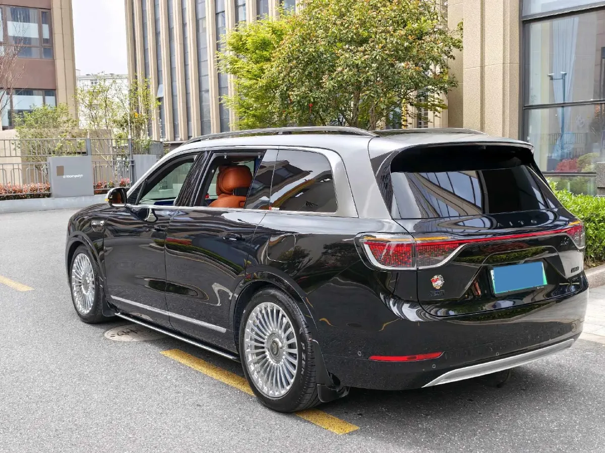 2024 AITO AITO M9 1.5T 152HP L4 REEV 52KWH,autocango,china used car exporter,china ev exporter,chinese used car exporter,chinese used ev exporter