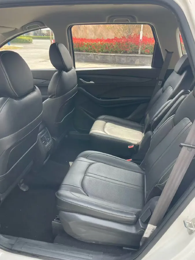 2018 BaoJun 360 1.5L 112HP L4 6MT,autocango,china used car exporter,china ev exporter,chinese used car exporter,chinese used ev exporter