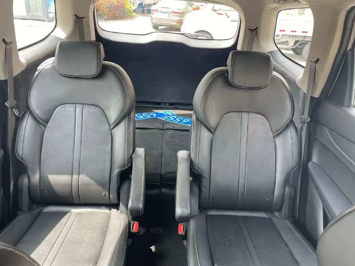 2018 BaoJun 360 1.5L 112HP L4 6MT,autocango,china used car exporter,china ev exporter,chinese used car exporter,chinese used ev exporter