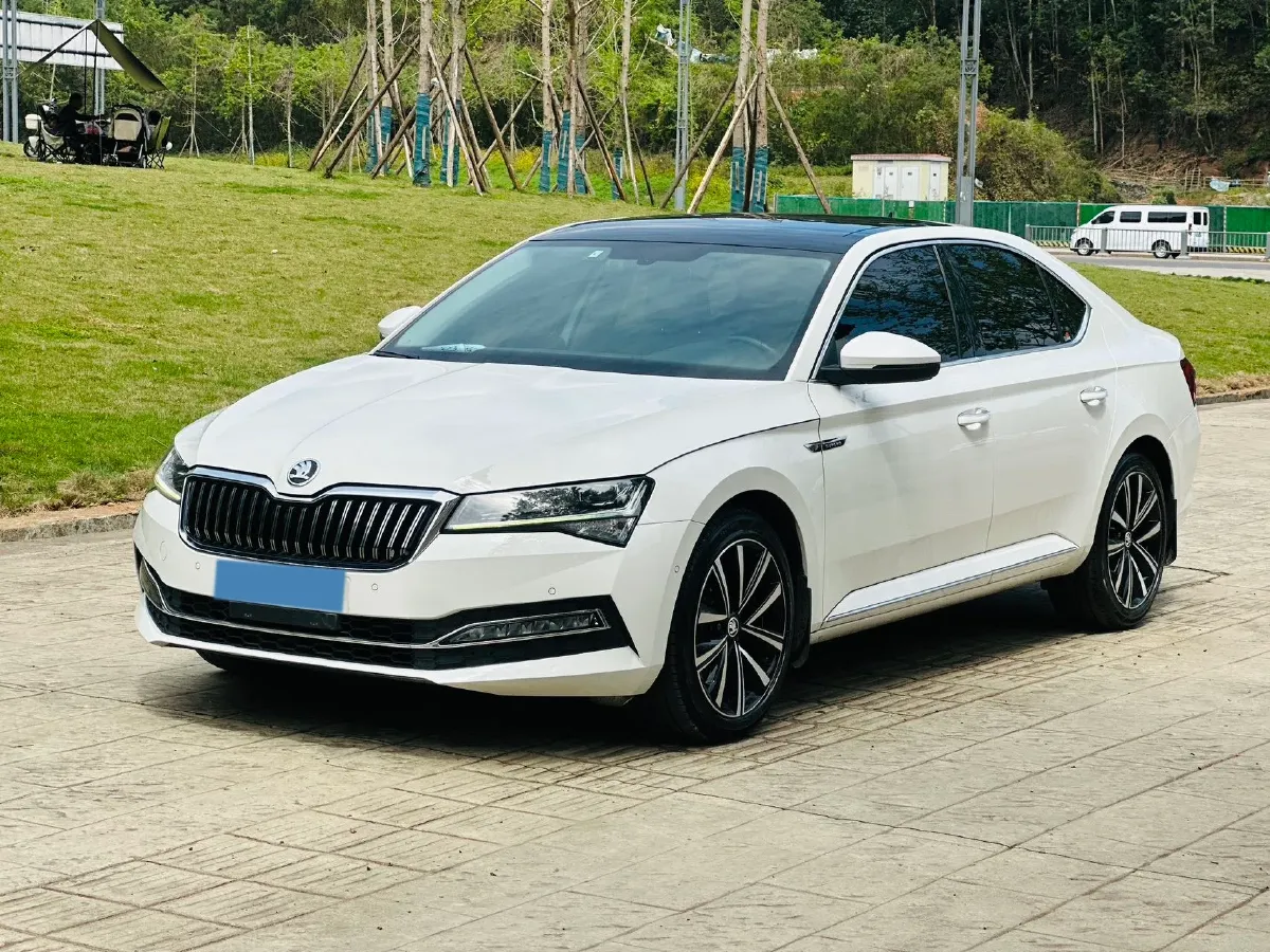 2019 Honda CR-V 2.0L 146HP L4 E-CVT Hybrid,autocango,china used car exporter,china ev exporter,chinese used car exporter,chinese used ev exporter