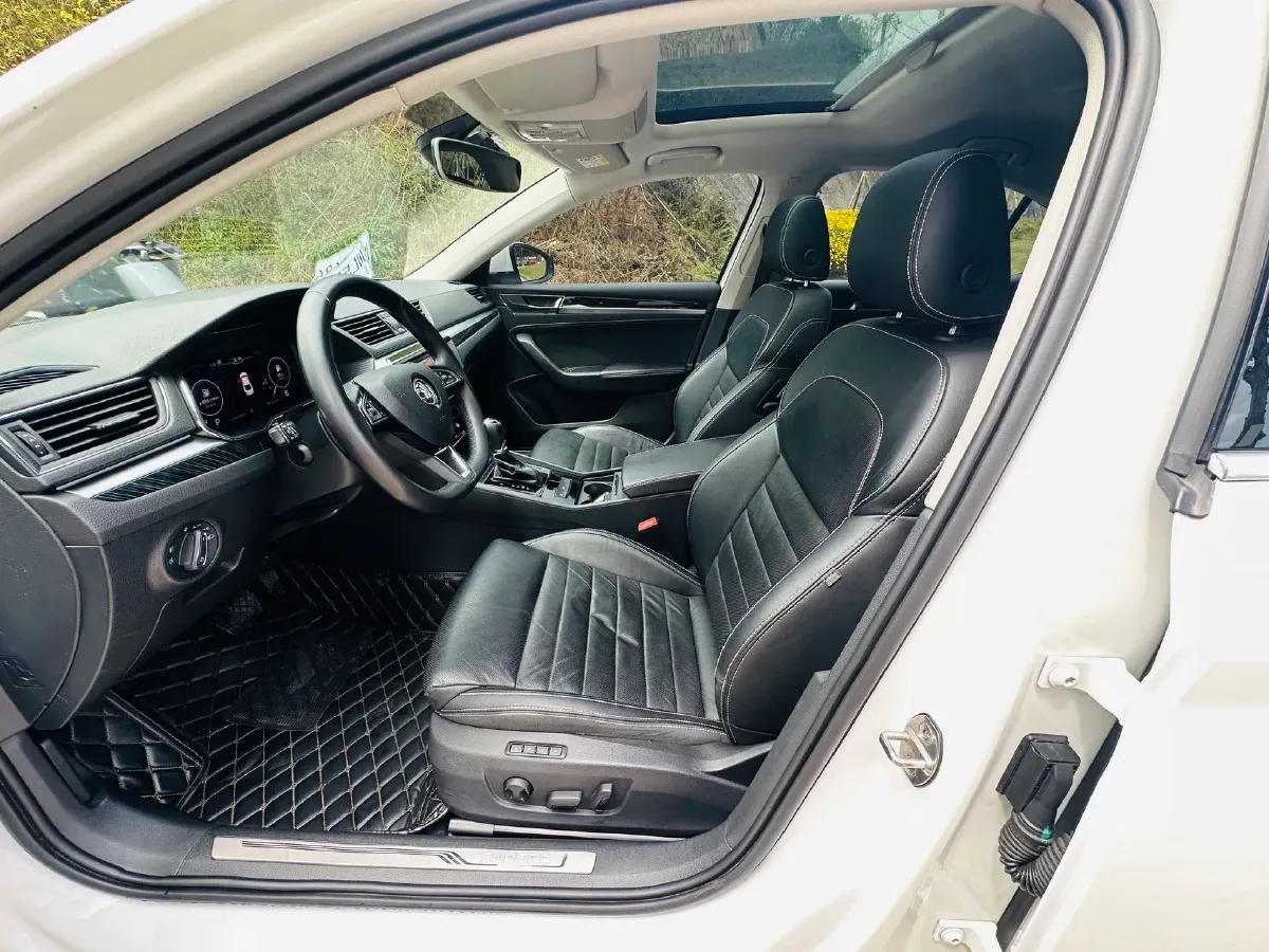 2019 Honda CR-V 2.0L 146HP L4 E-CVT Hybrid,autocango,china used car exporter,china ev exporter,chinese used car exporter,chinese used ev exporter