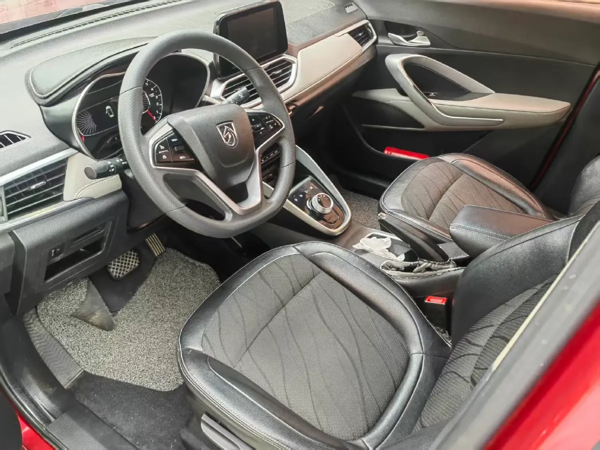 2017 BaoJun 510 1.5L 112HP L4 5AMT,autocango,china used car exporter,china ev exporter,chinese used car exporter,chinese used ev exporter