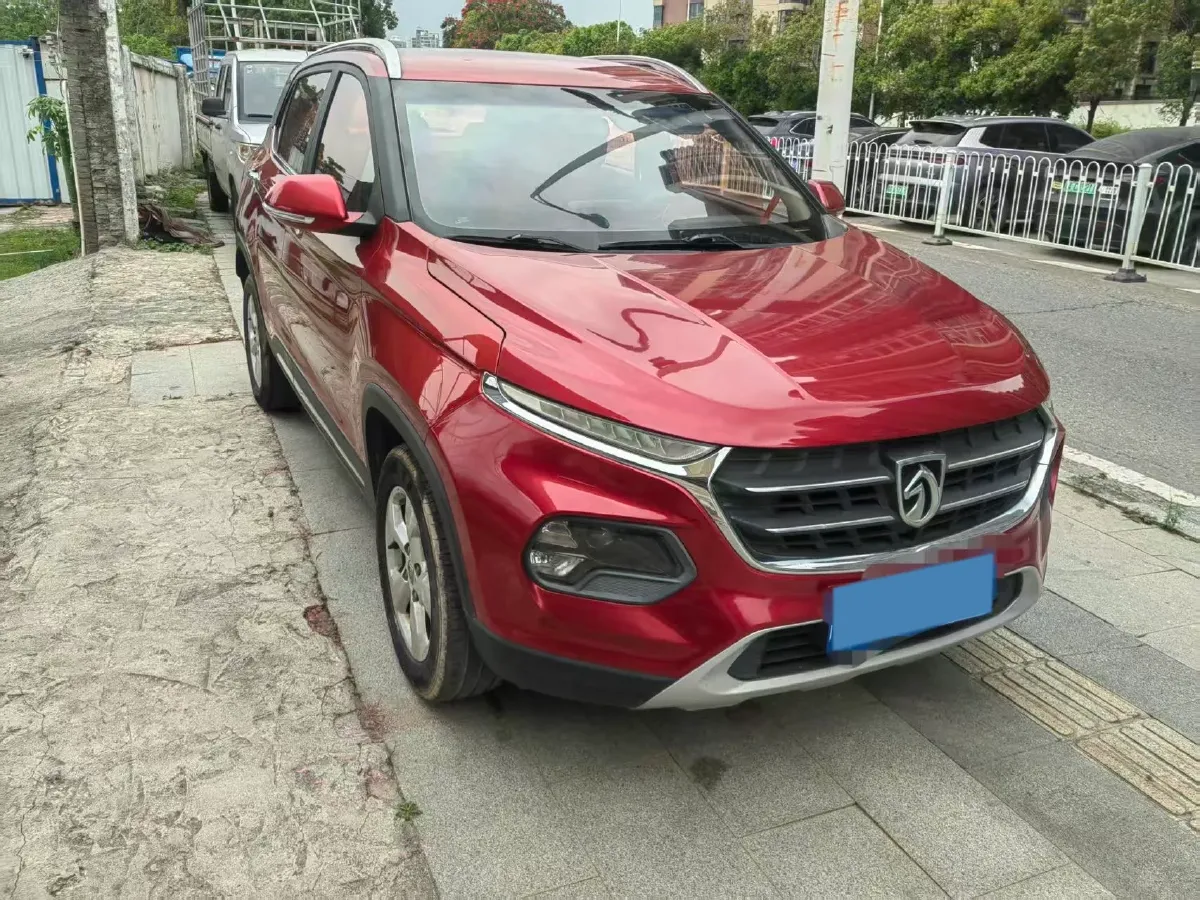 2017 BaoJun 510 1.5L 112HP L4 5AMT,autocango,china used car exporter,china ev exporter,chinese used car exporter,chinese used ev exporter