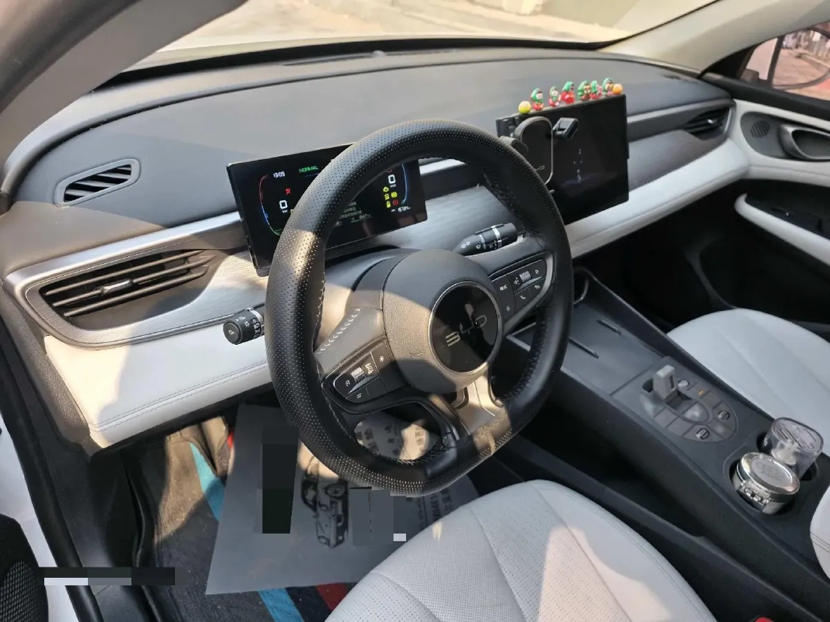 2025 BYD Seal05 DM-i 1.5L 101HP L4 E-CVT PHEV 7.68KWH,autocango,china used car exporter,china ev exporter,chinese used car exporter,chinese used ev exporter