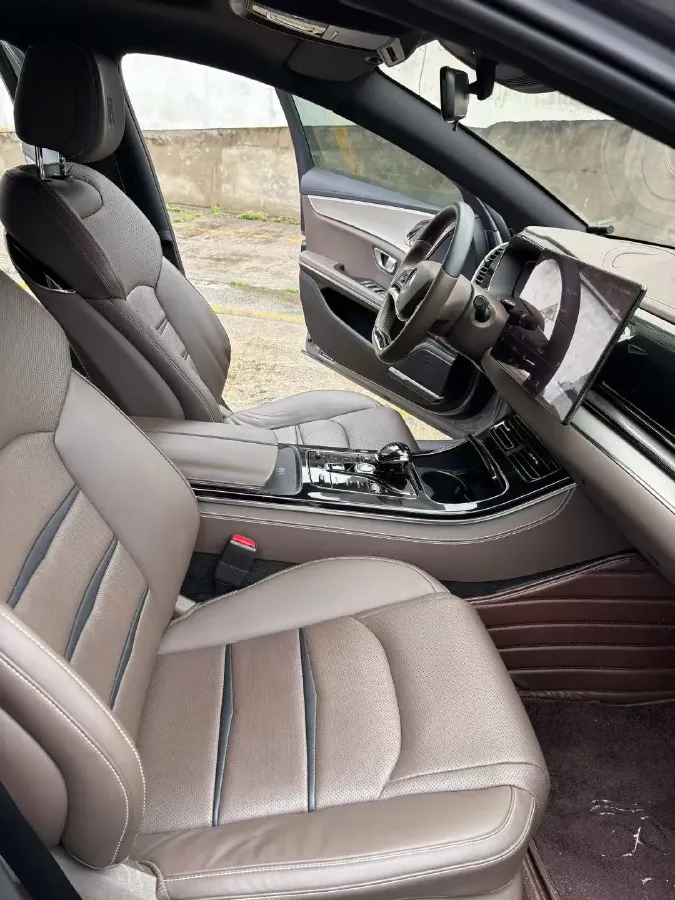 2020 WEY VV7 2.0T 227HP L4 7DCT PHEV,autocango,china used car exporter,china ev exporter,chinese used car exporter,chinese used ev exporter