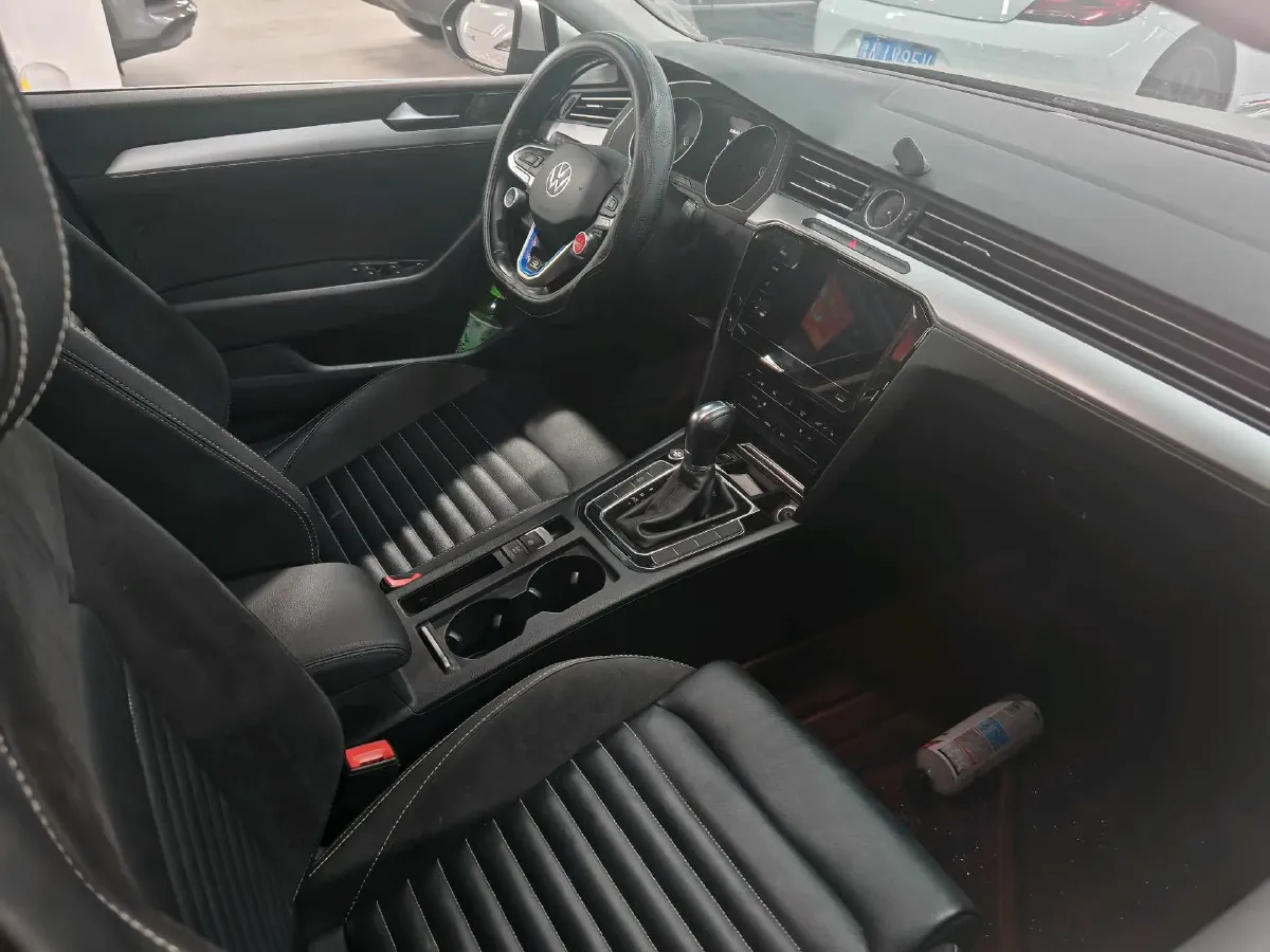 2020 Volkswagen Magotan 1.4T 150HP L4 7DCT,autocango,china used car exporter,china ev exporter,chinese used car exporter,chinese used ev exporter