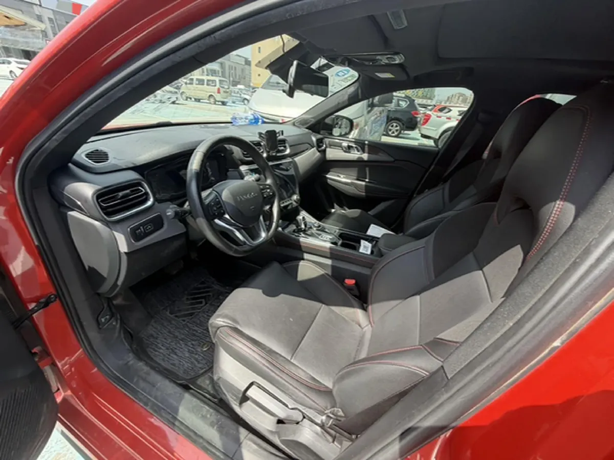 2019 Qoros 5 1.6T 197HP L4 7DCT,autocango,china used car exporter,china ev exporter,chinese used car exporter,chinese used ev exporter