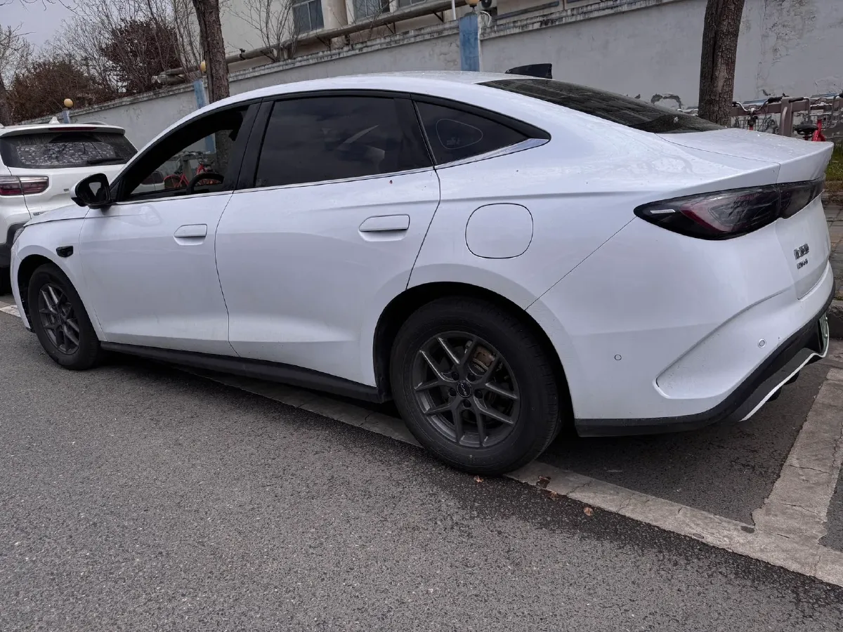 2025 BYD QinL 1.5L 101HP L4 E-CVT PHEV 10.08KWH,autocango,china used car exporter,china ev exporter,chinese used car exporter,chinese used ev exporter