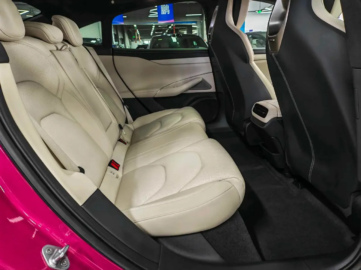 2024 MI SU7 BEV 101KWH,autocango,china used car exporter,china ev exporter,chinese used car exporter,chinese used ev exporter