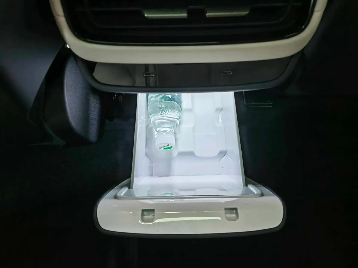 2024 MI SU7 BEV 101KWH,autocango,china used car exporter,china ev exporter,chinese used car exporter,chinese used ev exporter