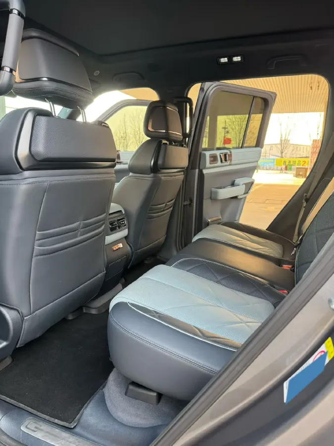 2023 Toyota Crown Kluger 2.5L 189HP L4 E-CVT Hybrid,autocango,china used car exporter,china ev exporter,chinese used car exporter,chinese used ev exporter