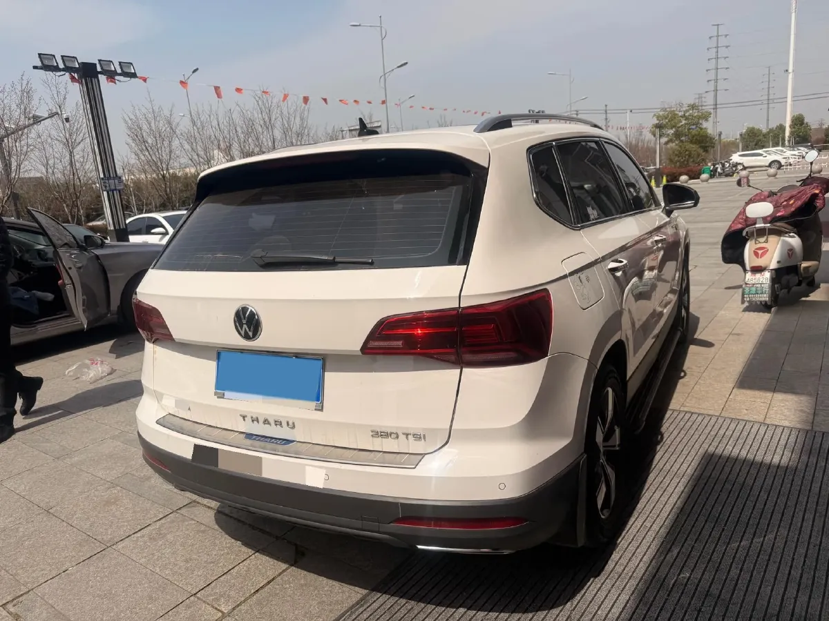 2022 Ford Transit 2.0T 202HP L4 6AT,autocango,china used car exporter,china ev exporter,chinese used car exporter,chinese used ev exporter