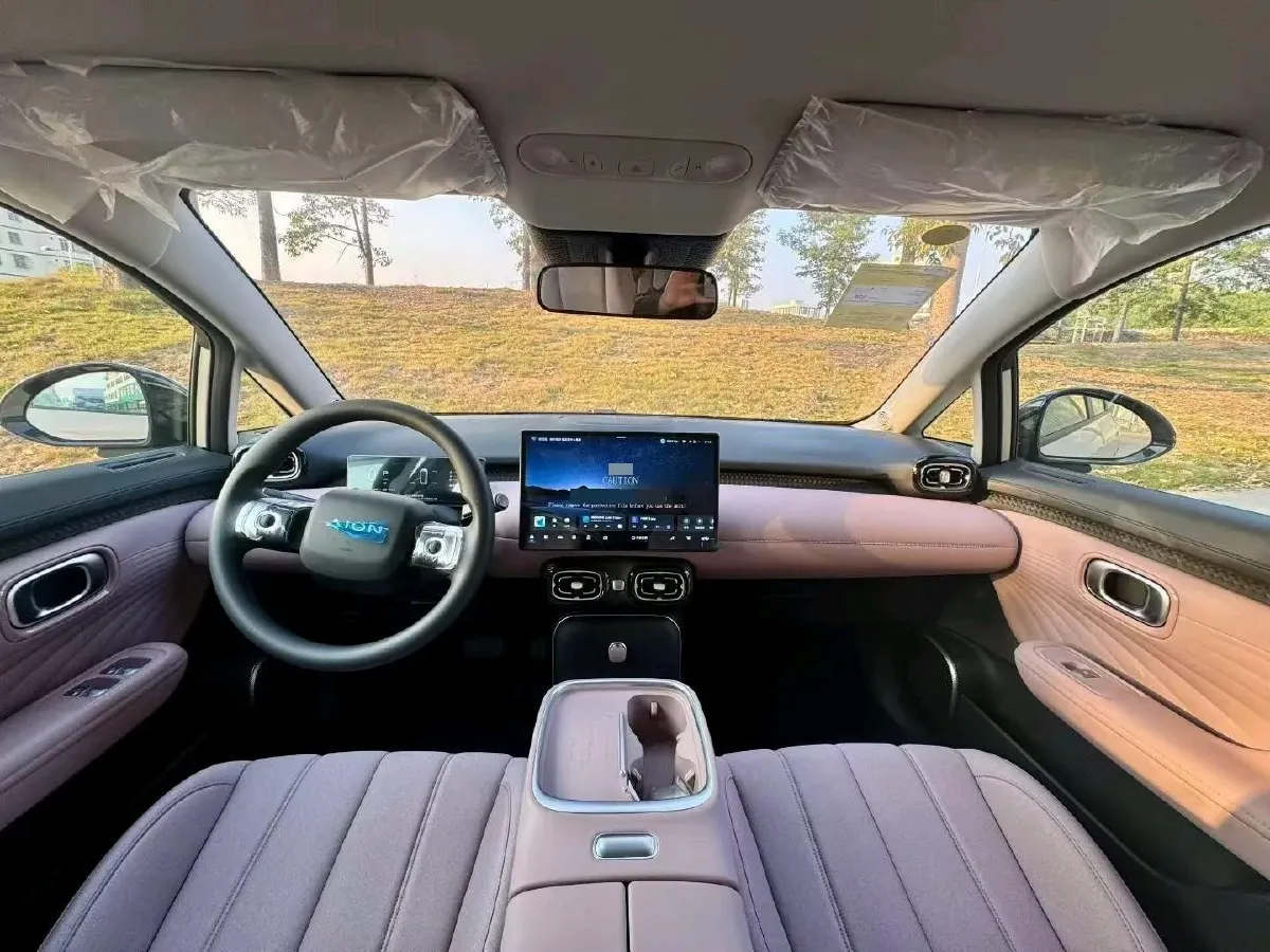 2025 Aion AION UT BEV,autocango,china used car exporter,china ev exporter,chinese used car exporter,chinese used ev exporter