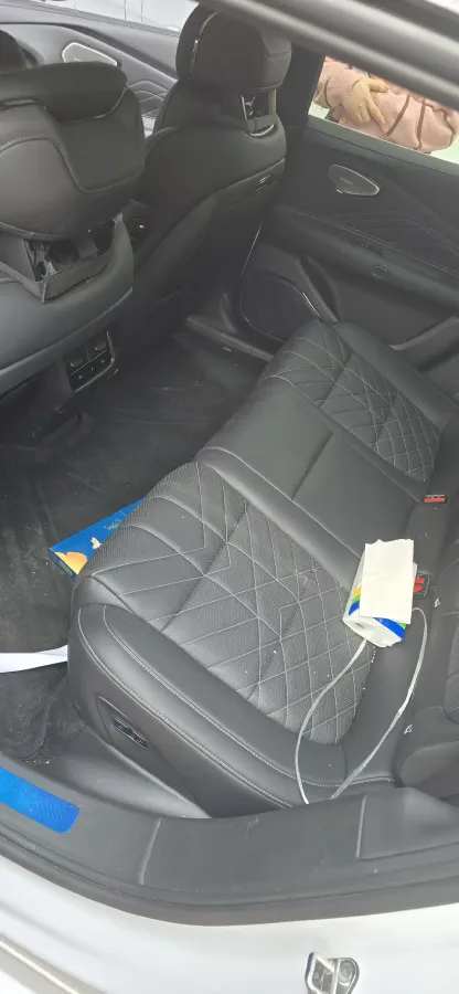 2025 LYNK&CO 10 EM-P 1.5T 163HP L4 3DHT PHEV,autocango,china used car exporter,china ev exporter,chinese used car exporter,chinese used ev exporter