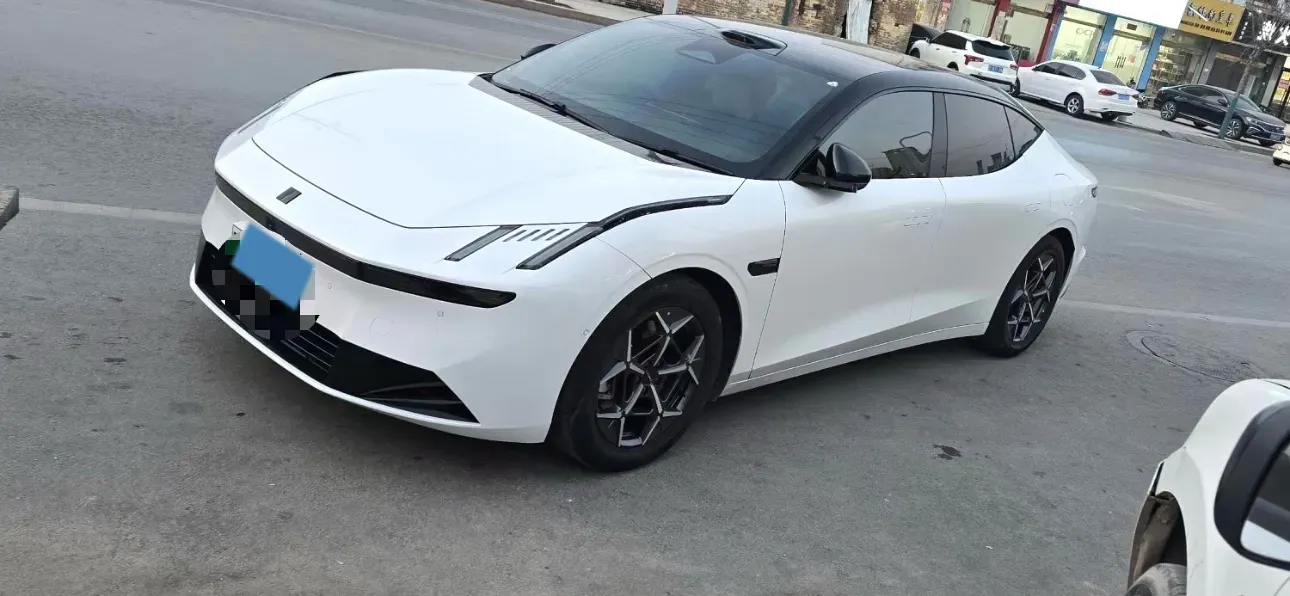 2025 LYNK&CO 10 EM-P 1.5T 163HP L4 3DHT PHEV,autocango,china used car exporter,china ev exporter,chinese used car exporter,chinese used ev exporter