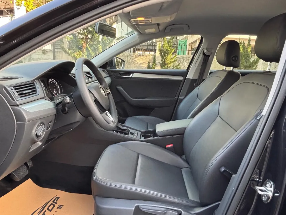 2016 Skoda Superb 1.4T 150HP L4 7DCT,autocango,china used car exporter,china ev exporter,chinese used car exporter,chinese used ev exporter