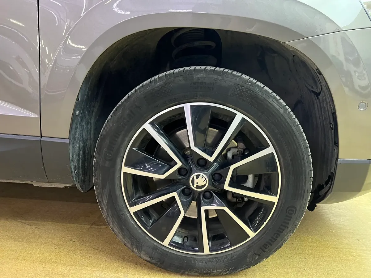 2019 Skoda Octavia 1.4T 150HP L4 7DCT,autocango,china used car exporter,china ev exporter,chinese used car exporter,chinese used ev exporter